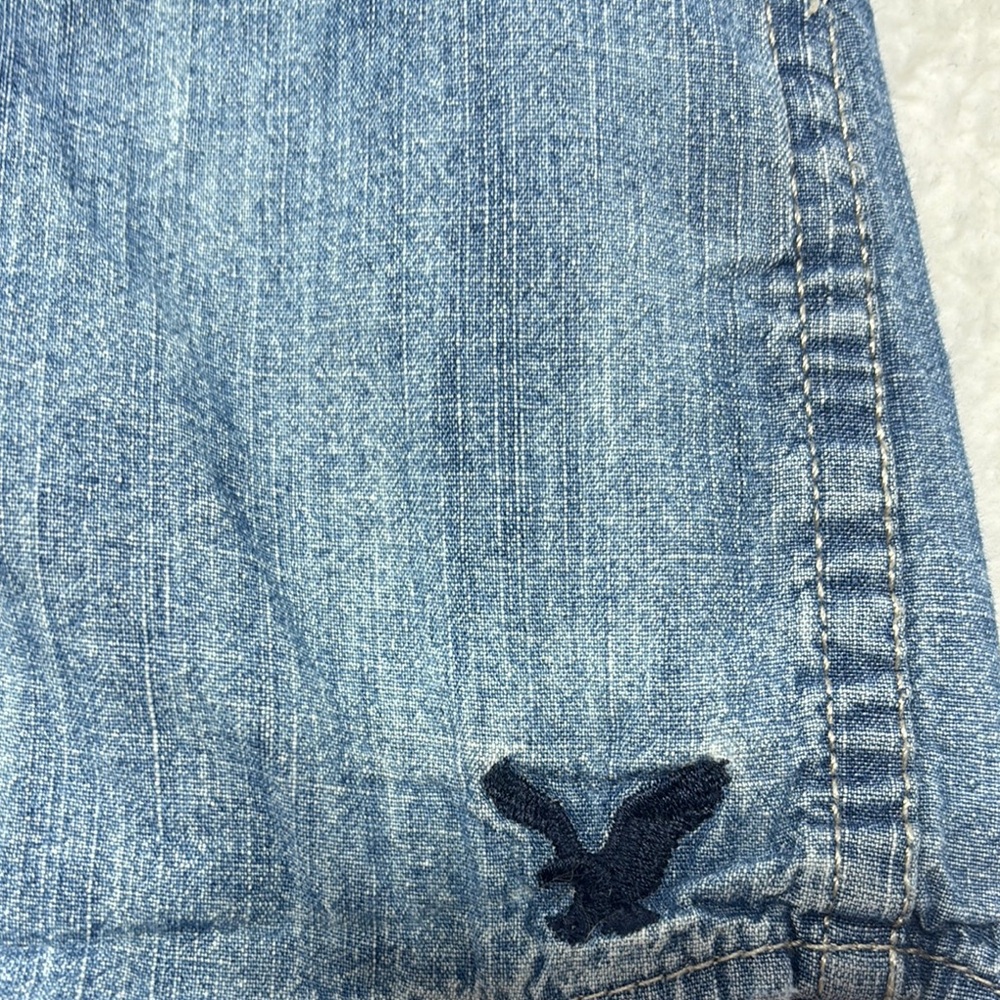 American Eagle Outfitters Vintage Denim Shirt - Picture 3 of 3